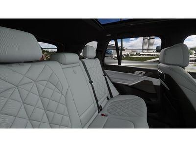 2026 BMW X5 — photo 12 view
