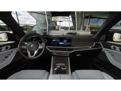 2026 BMW X5 — photo 10 view