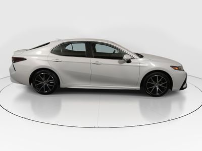 2024 Toyota Camry - Photo 8