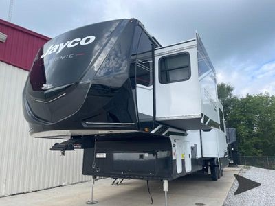 2026 Jayco Seismic - Photo 2