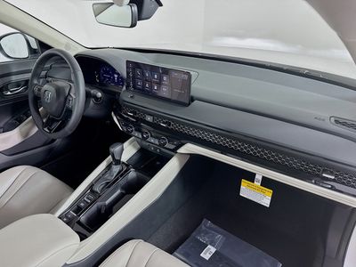 2026 Honda Accord Hybrid - Photo 32