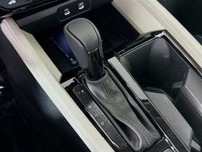 2026 Honda Accord Hybrid - Photo 14