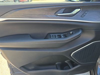 2026 Jeep Grand Cherokee — photo 14 view