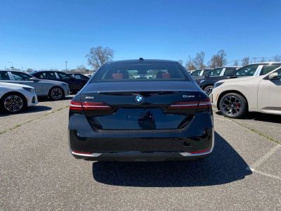 2026 BMW 5 Series - Photo 3