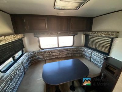 2019 Jayco Jay Feather - Photo 12