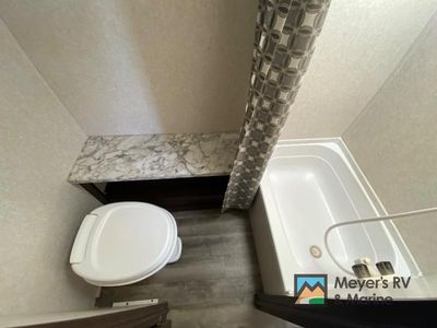 2019 Jayco Jay Feather - Photo 14