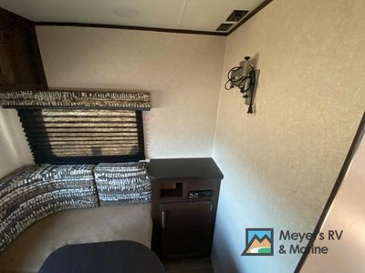 2019 Jayco Jay Feather - Photo 13