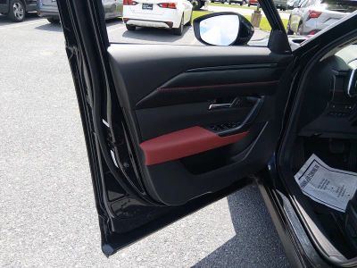 2025 Mazda CX-50 Hybrid - Photo 14