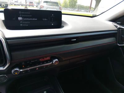 2025 Mazda CX-50 Hybrid - Photo 15