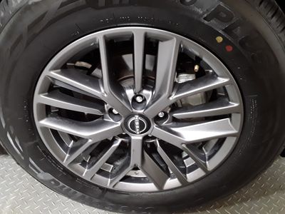 2024 Nissan Rogue - Photo 2