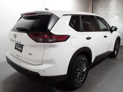 2024 Nissan Rogue - Photo 3