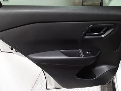2024 Nissan Rogue - Photo 8
