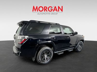 2021 Toyota 4Runner - Photo 3