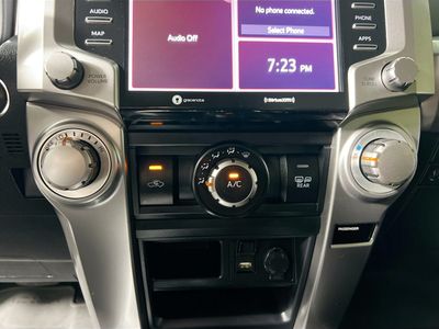2021 Toyota 4Runner - Photo 23