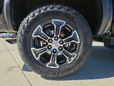 2023 GMC Canyon - Photo 16