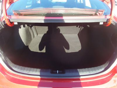 2024 Kia Forte - Photo 11