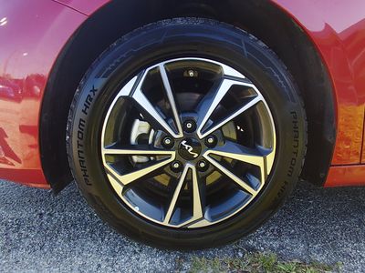 2024 Kia Forte - Photo 10