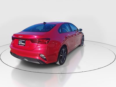 2024 Kia Forte - Photo 7