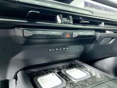 2027 Kia Telluride - Photo 23