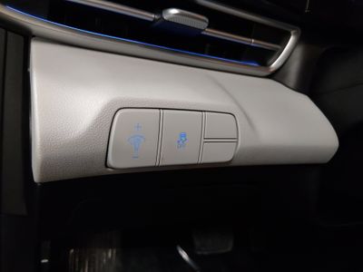 2024 Hyundai Elantra — photo 13 view