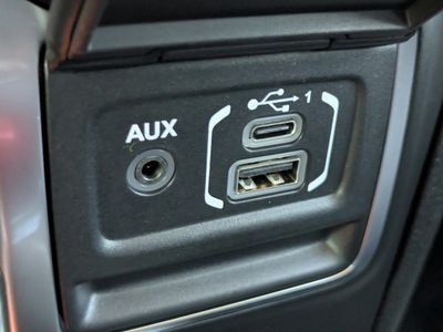 2026 Jeep Wrangler — photo 19 view