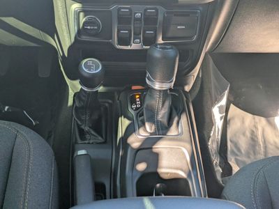 2026 Jeep Wrangler — photo 17 view