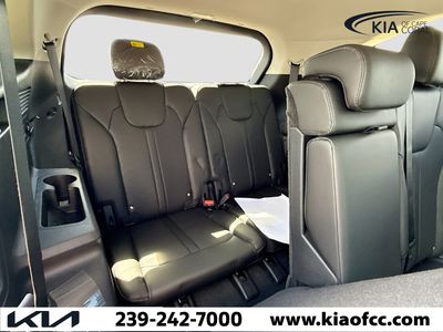 2026 Kia Sorento — photo 18 view