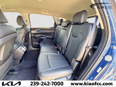 2026 Kia Sorento — photo 19 view
