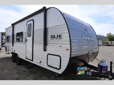 2026 Jayco Jay Flight SLX 250BH — front three-quarter view