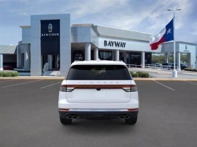 2026 Lincoln Aviator — detail view