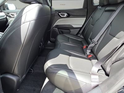 2026 Jeep Compass - Photo 8