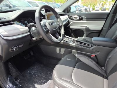 2026 Jeep Compass - Photo 13