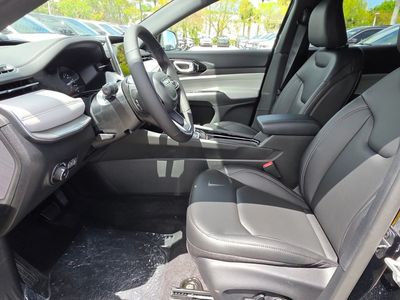 2026 Jeep Compass - Photo 12