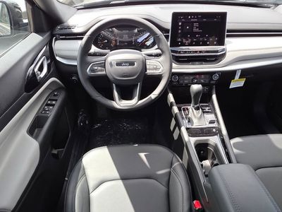 2026 Jeep Compass - Photo 10