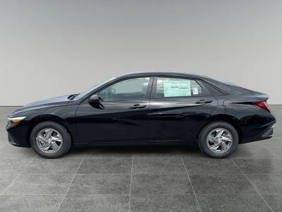 2026 Hyundai Elantra — side profile view