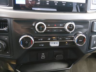 2025 Ford F-150 - Photo 19