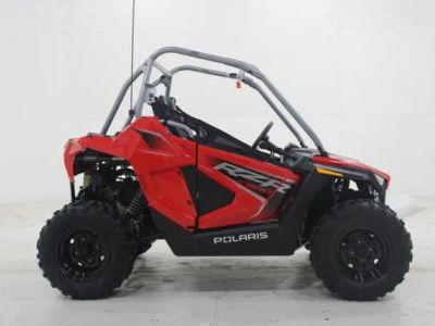 2026 Polaris® RZR 200 EFI — front three-quarter view