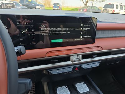 2027 Kia Telluride Hybrid - Photo 11