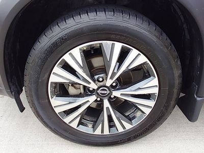 2023 Nissan Rogue - Photo 10