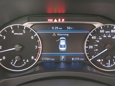2025 Nissan Altima — photo 14 view