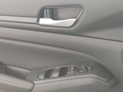 2025 Nissan Altima — photo 17 view