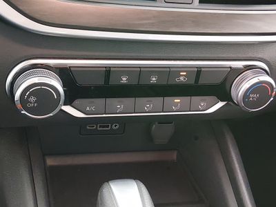 2025 Nissan Altima — photo 18 view