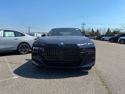 2026 BMW 7 Series - Photo 2