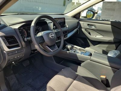 2026 Nissan Rogue — photo 7 view