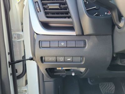 2026 Nissan Rogue — photo 10 view