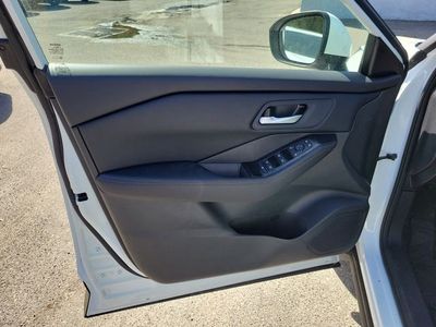 2026 Nissan Rogue — detail view