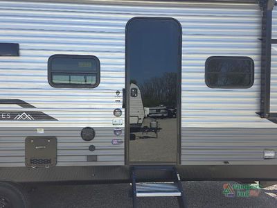2026 Coachmen RV Catalina Summit Series 8 - Photo 20
