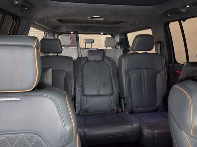 2023 Jeep Grand Wagoneer - Photo 40