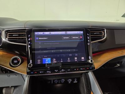 2023 Jeep Grand Wagoneer - Photo 18