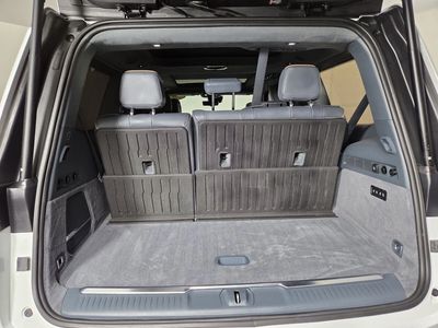 2023 Jeep Grand Wagoneer - Photo 33